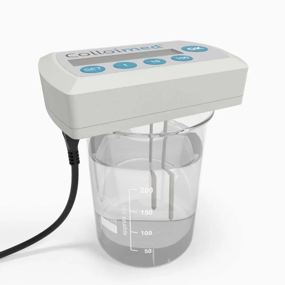 colloimed_cm2000_kolloidgenerator_anwendung_im_becherglas.webp